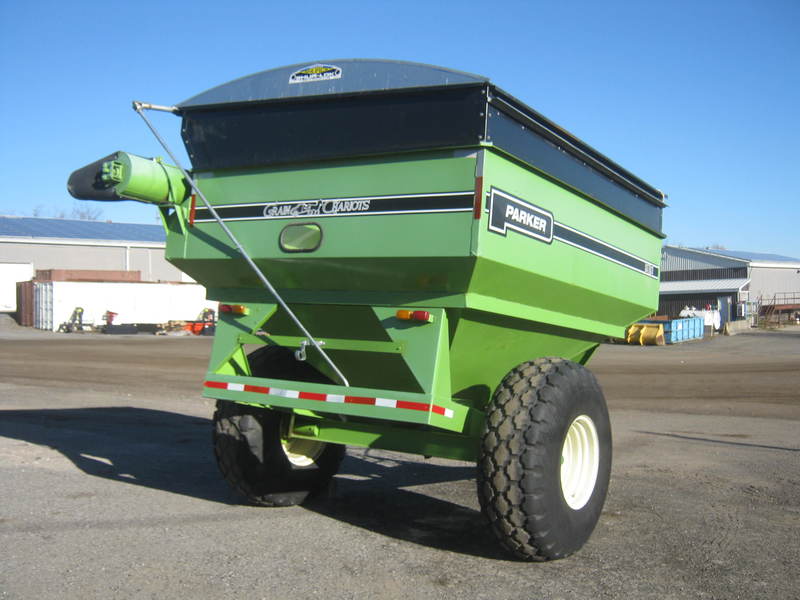 Grain Cart  Parker 510 Grain Cart Photo